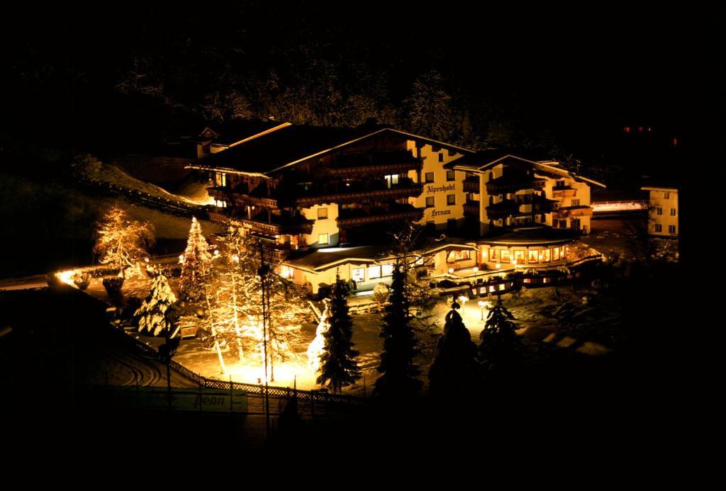 Alpenhotel Fernau Нойштифт-им-Штубайталь Экстерьер фото